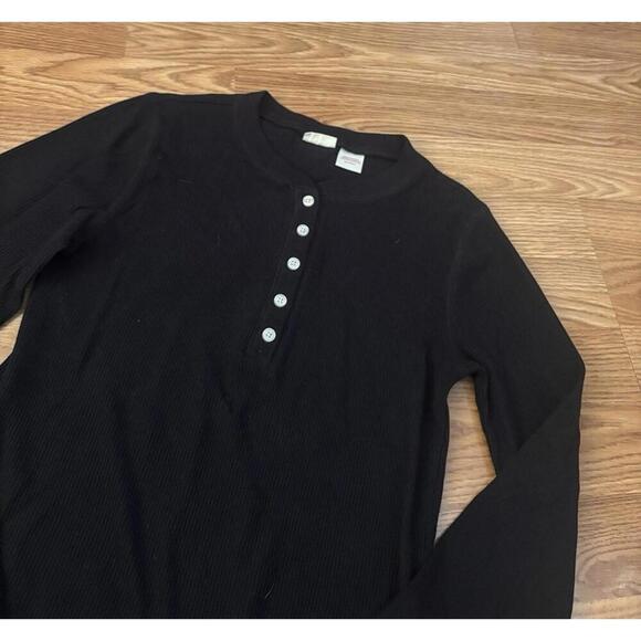 Levi’s Thermal Long Sleeve Top Size XS - Picture 2 of 7